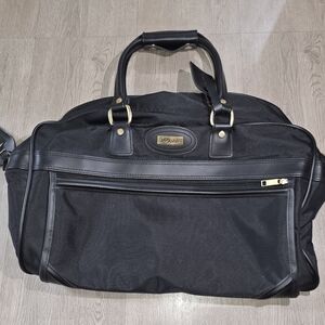 Vintage Jaguar Carry On‎ Luggage Bag.